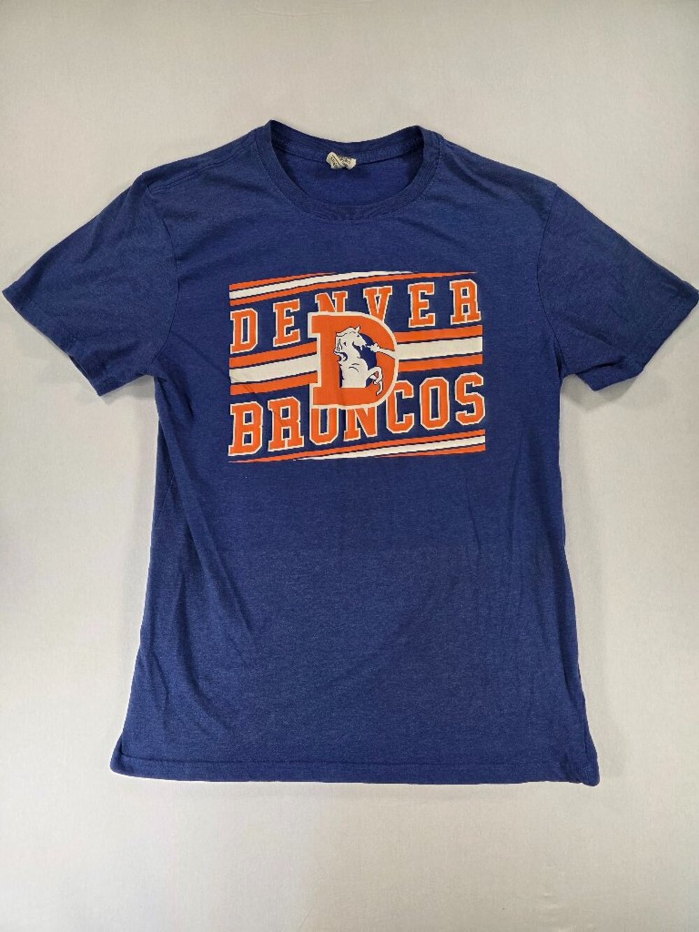 NFL Denver Broncos T-Shirt Blue Orange Vintage Design Size Large